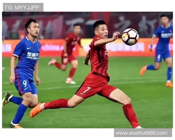 8月26日足坛巨星聚焦盘点球星辉煌瞬间与经典赛事回顾