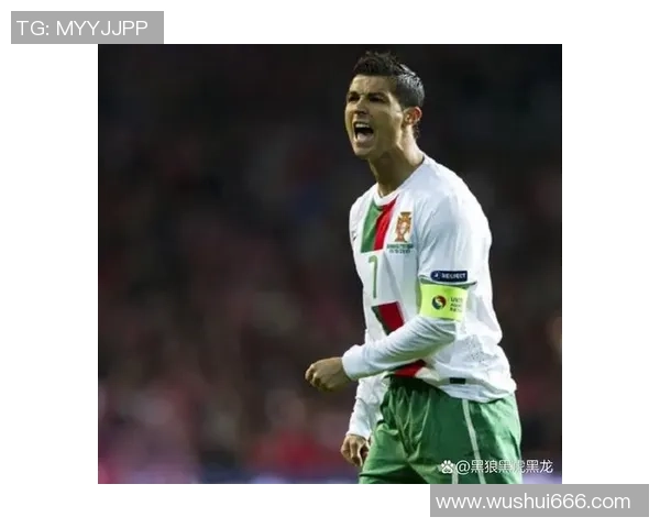 上世纪足球传奇:回顾最伟大球星的光辉岁月与非凡成就 上世纪足球传奇:回顾最伟大球星的光辉岁月与非凡成就